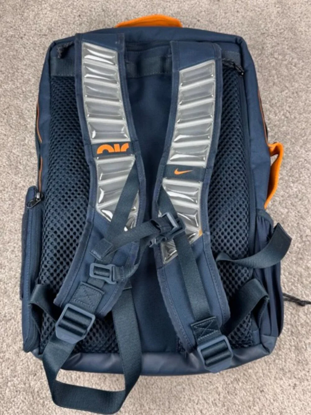 Nike utility elite